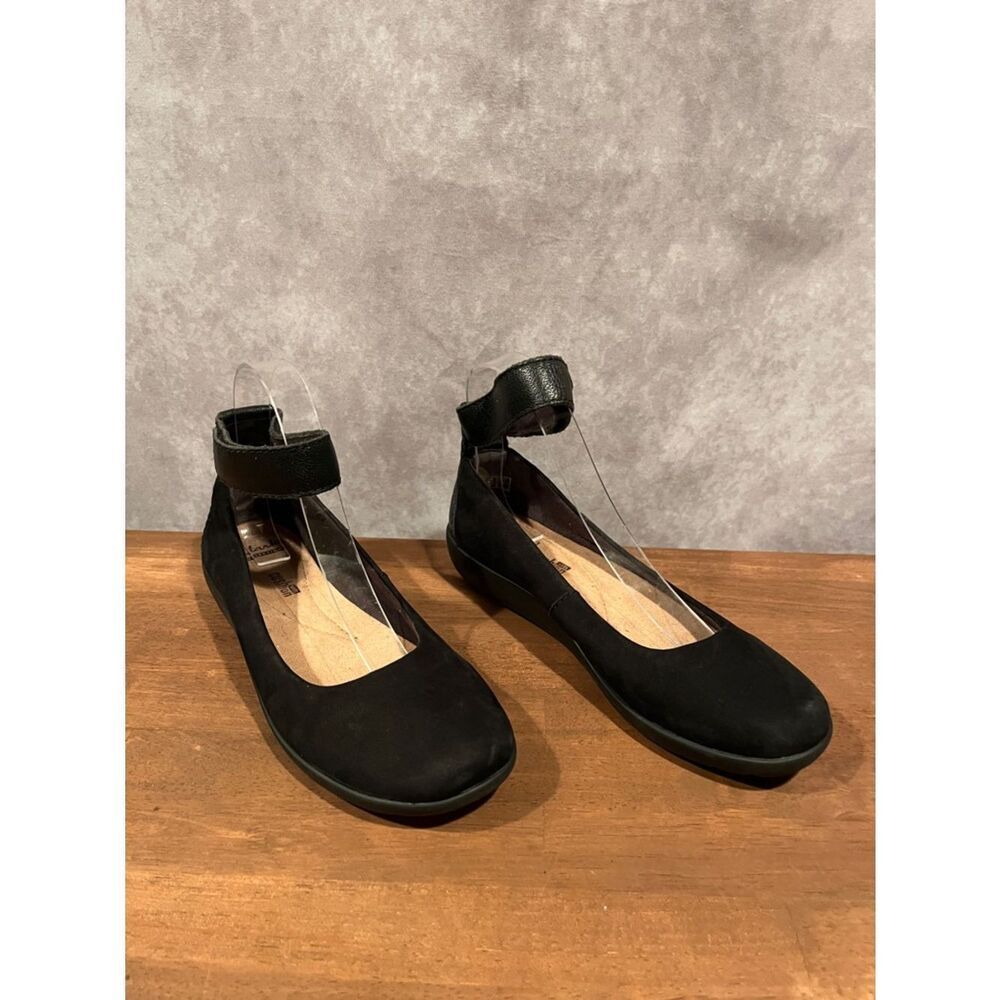 Clarks Black Ankle-Strap Leather Ballet Flats size 6.5
